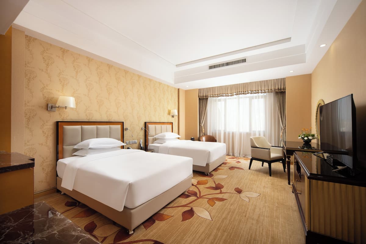 Executive Twin Room, City View