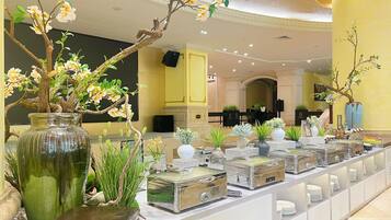 Café da manhã com buffet todos os dias (CNY 78 por pessoa)