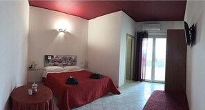 Classic Double Room, Balcony, Valley View