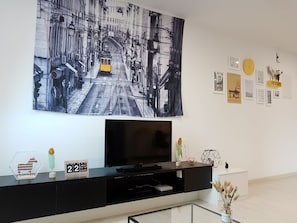 Apartment, 2 Bedrooms | Living room | LED TV