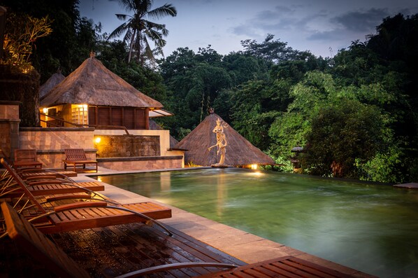 2 outdoor pools, sun loungers - The Pari Sudha (Ubud)
