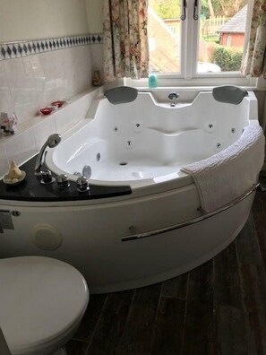 Super King Room | 按摩浴缸