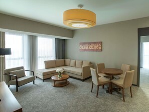 Minibar, safe på rommet, lydisolert og strykejern/-brett