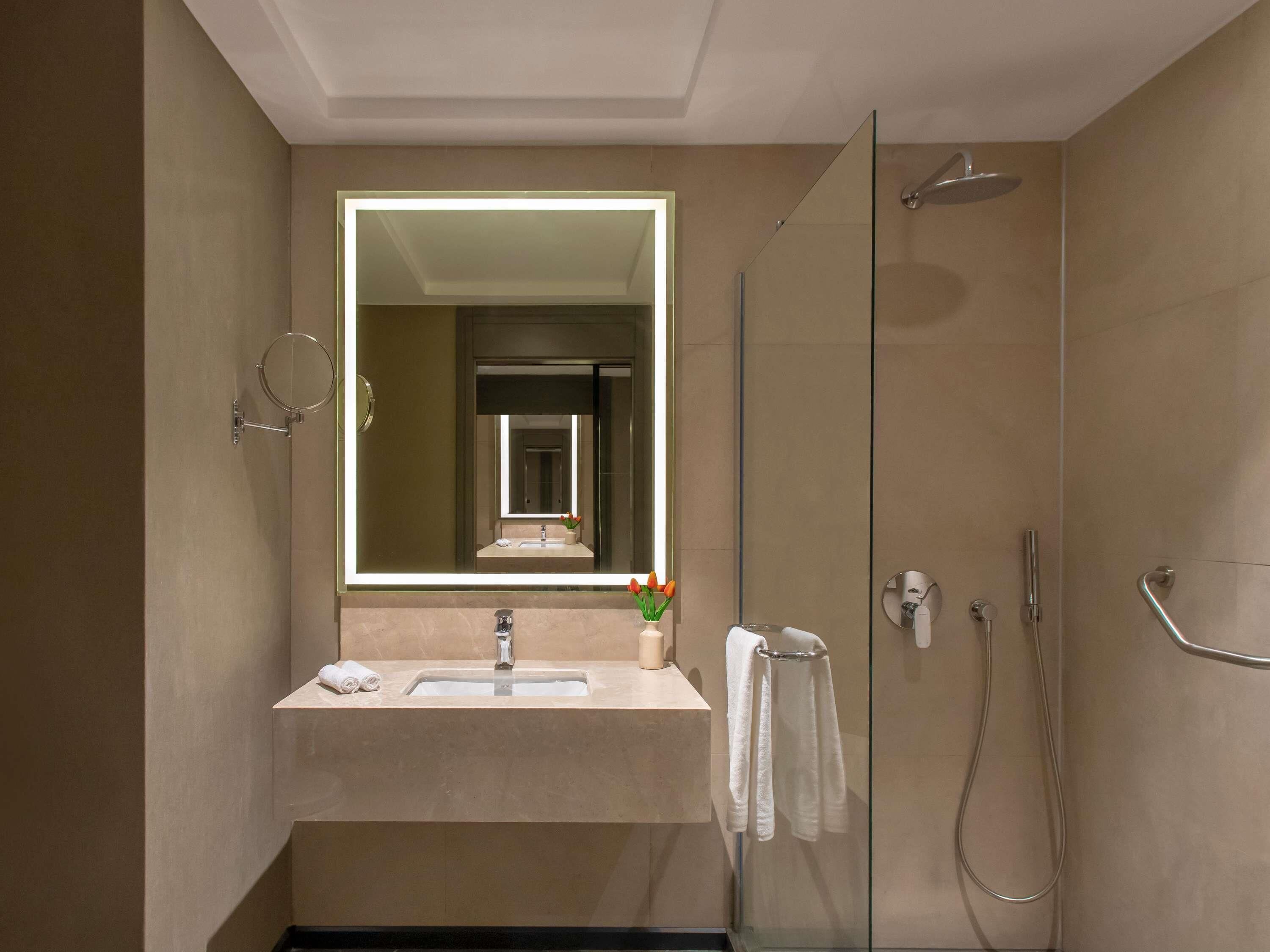 minibar, in-room safe, soundproofing, iron/ironing board