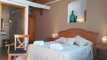 Phòng đôi Tiêu chuẩn, quang cảnh sân vườn (Agatina) | Bàn, nôi/giường cho trẻ sơ sinh (phụ phí)