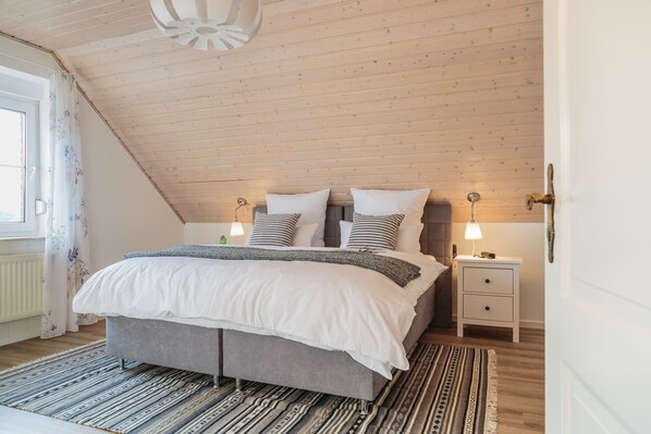 公寓 | 書桌、熨斗/熨衣板、免費無線上網、床單