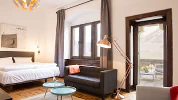 Junior-Suite | 1 Schlafzimmer, Allergikerbettwaren, Schreibtisch, kostenlose Babybetten