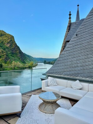Exclusive Suite | 1 bedroom, hypo-allergenic bedding, desk, free cribs/infant beds - Hotel Villa Vie (Cochem)