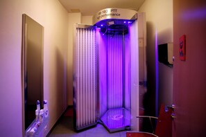 Sauna, hot tub, body treatments, hot stone massages