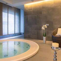 Sauna, hot tub, body treatments, hot stone massages