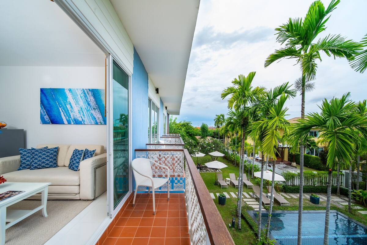 Blu Deluxe Pool View | Ausblick vom Zimmer