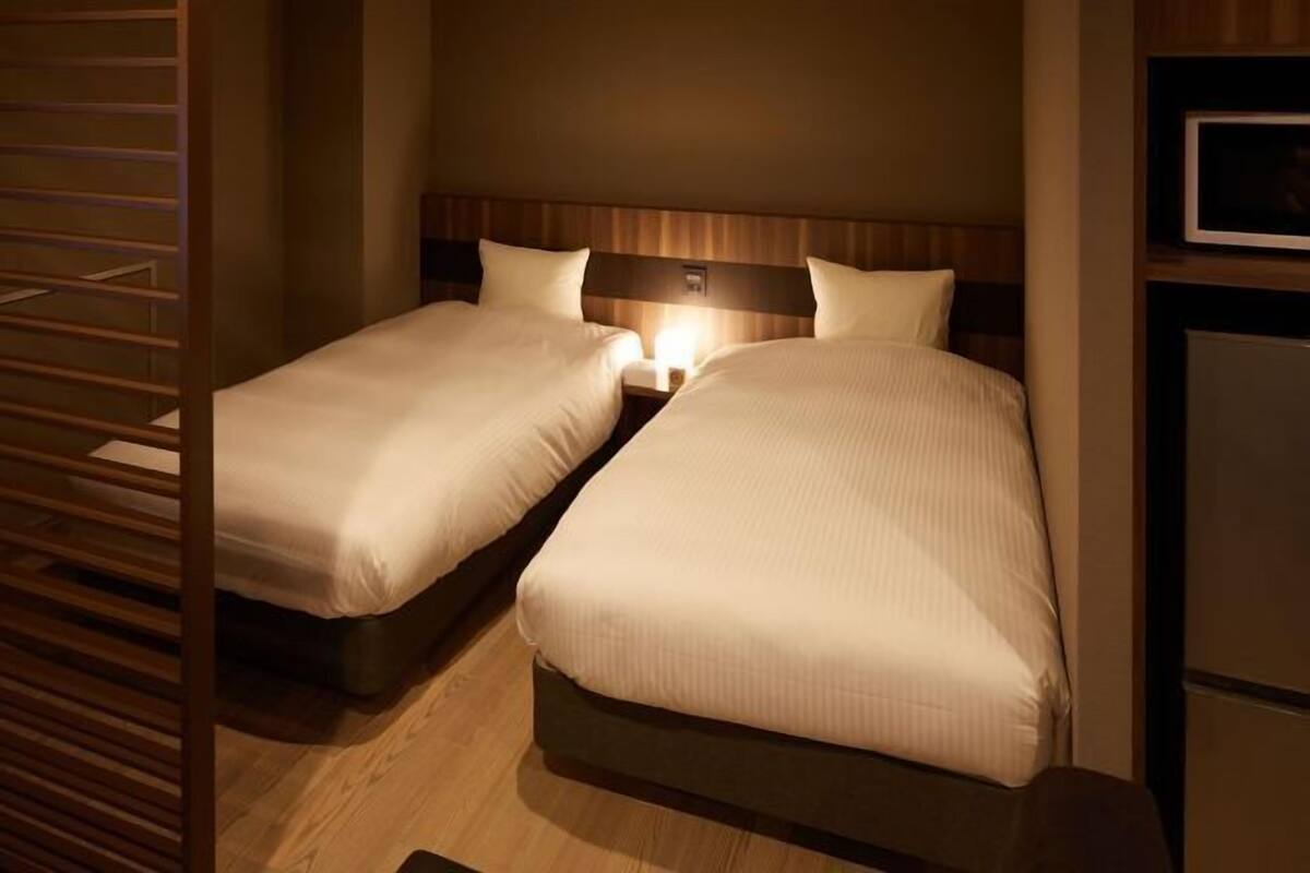 In-room safe, blackout drapes, iron/ironing board (on request)