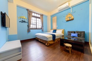 Basic Room, Multiple Bedrooms (19人包棟) | Desk, free WiFi, bed sheets - Seven Dwarfs (Puli)