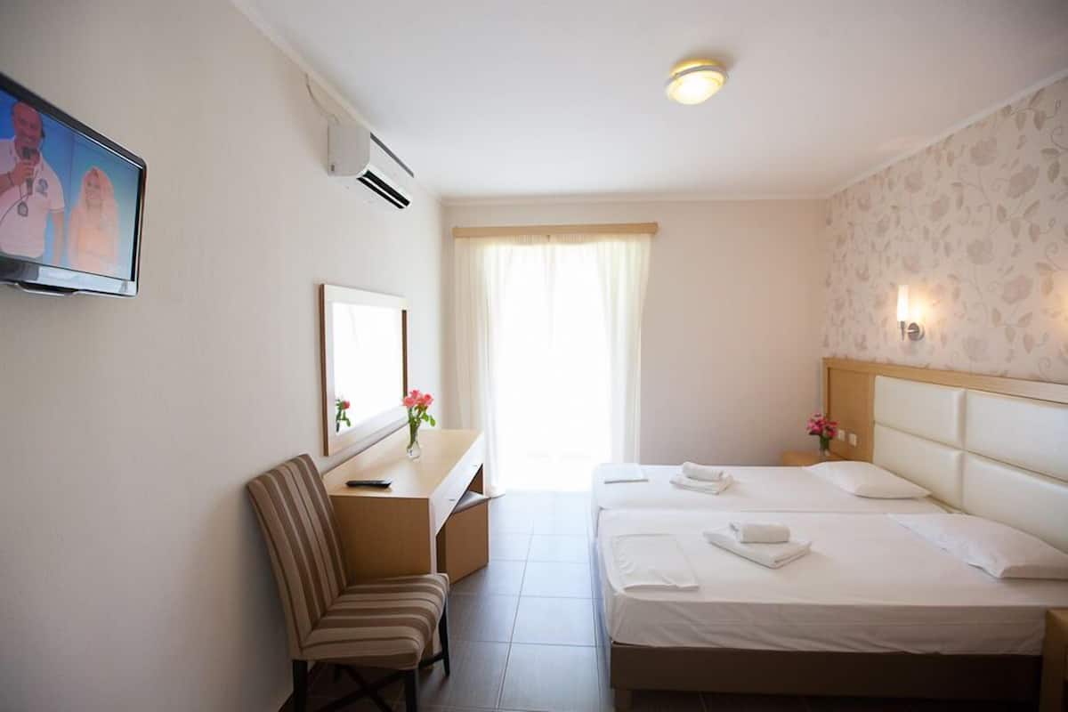 Soundproofing, iron/ironing board, free cribs/infant beds, free WiFi