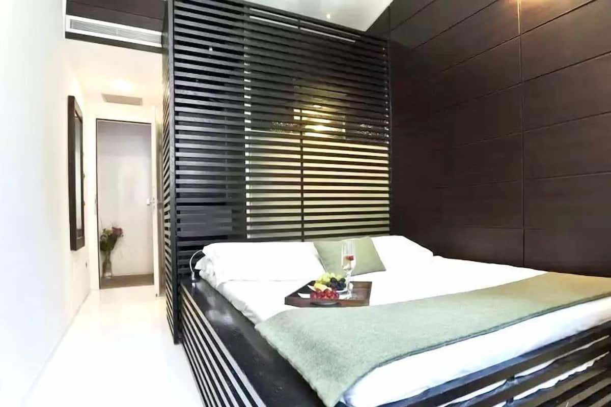 1 bilik tidur, peralatan tempat tidur premium, gebar bulu kapas