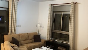 Ảnh chưa phân loại, 5 trong số 9 ảnh, nút