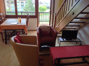 Duplex | Vardagsrum | Platt-tv