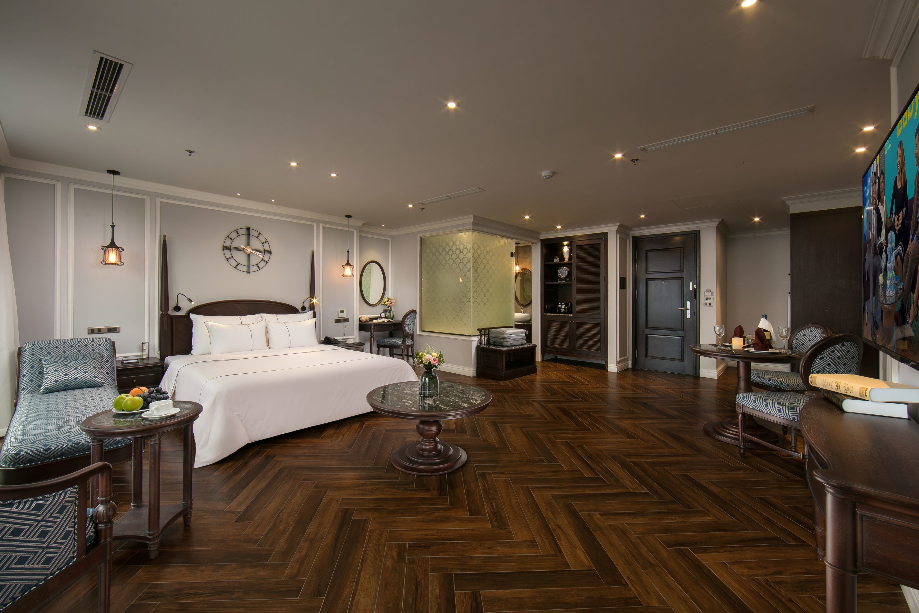 Photo - Canary Hotel