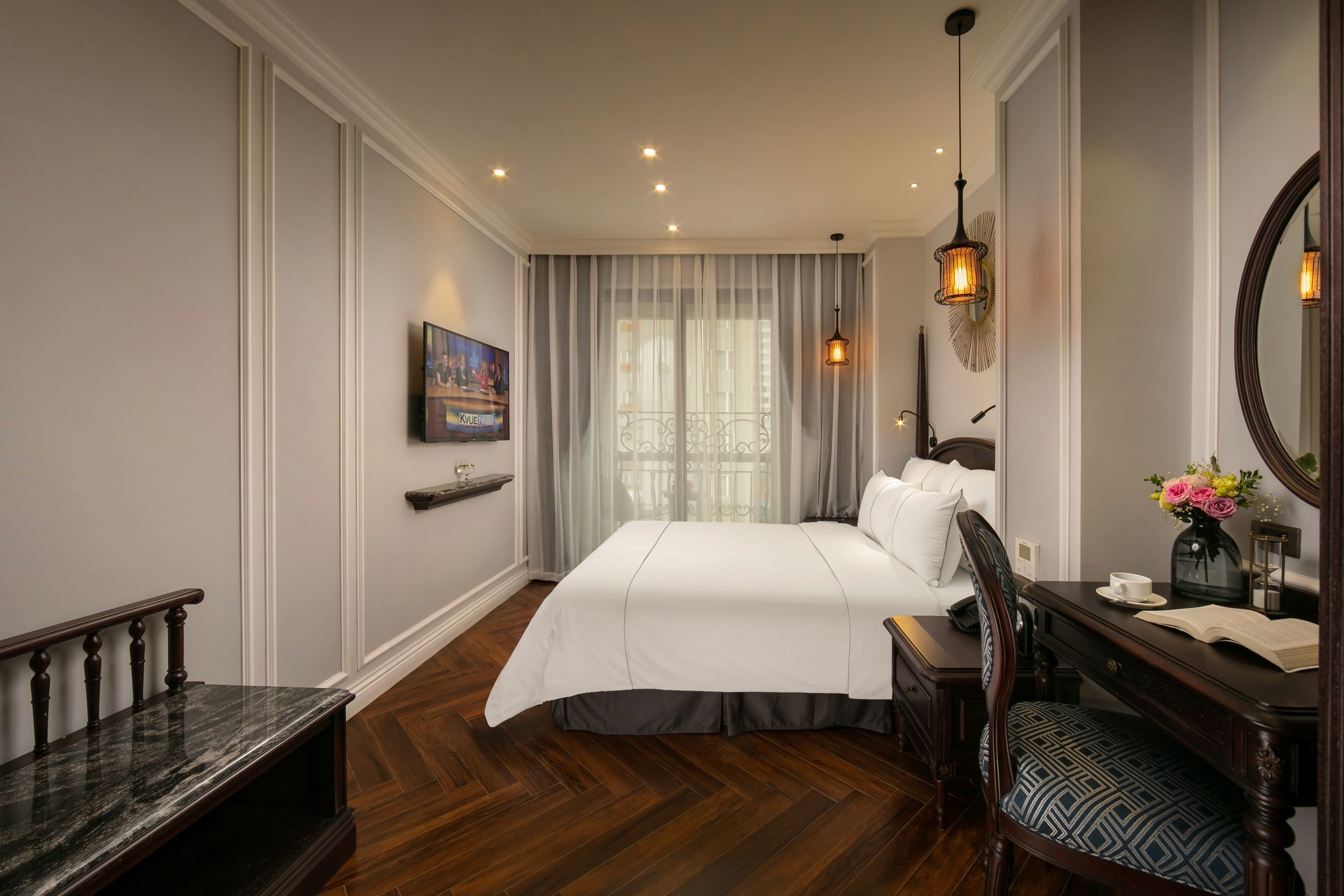 Photo - Canary Hotel