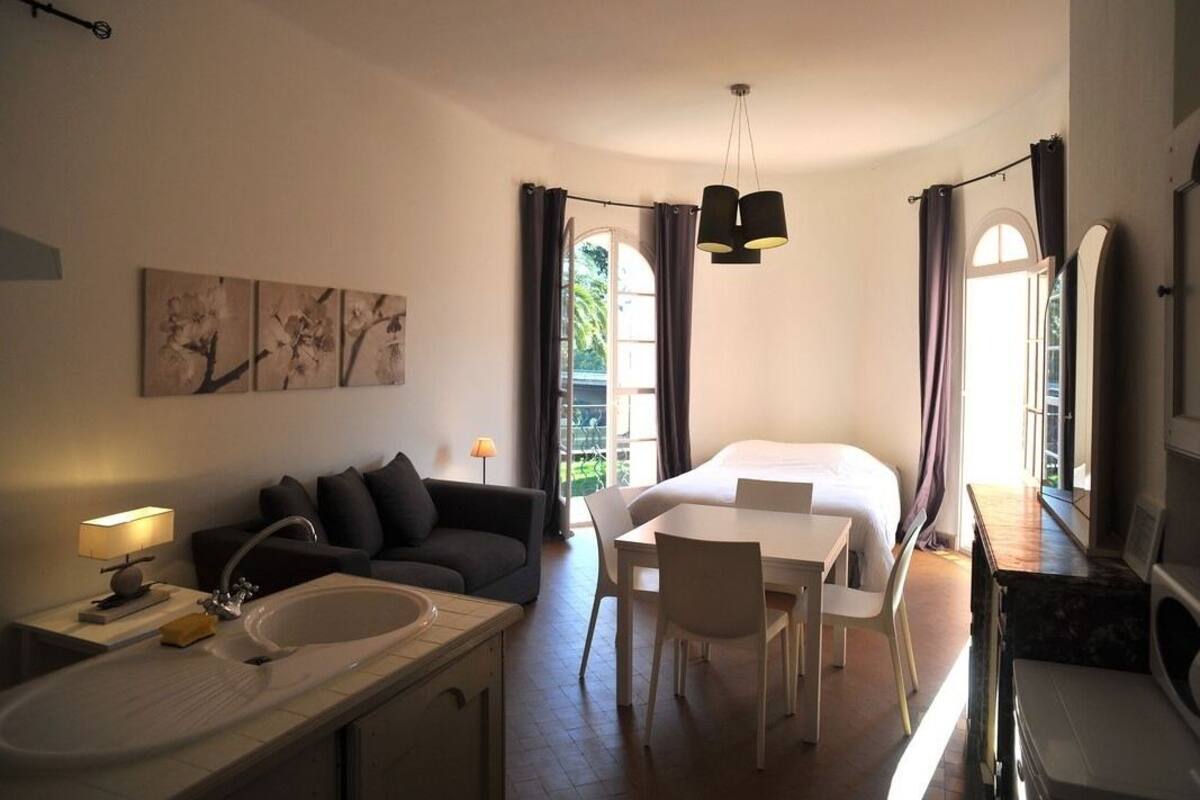 Cottage Supérieur, salle de bains privée, vue vignoble (Porquerolles)