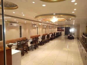 Restaurant - Hotel Royal Amer City (Amer)