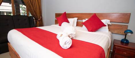 Dobbeltrom – standard | Safe på rommet, wi-fi (inkludert) og sengetøy