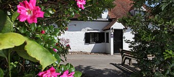Cornfields Hotel & Restaurant