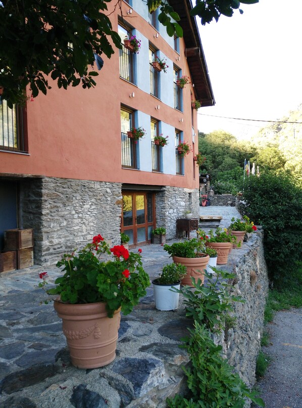 Fachada de la propiedad