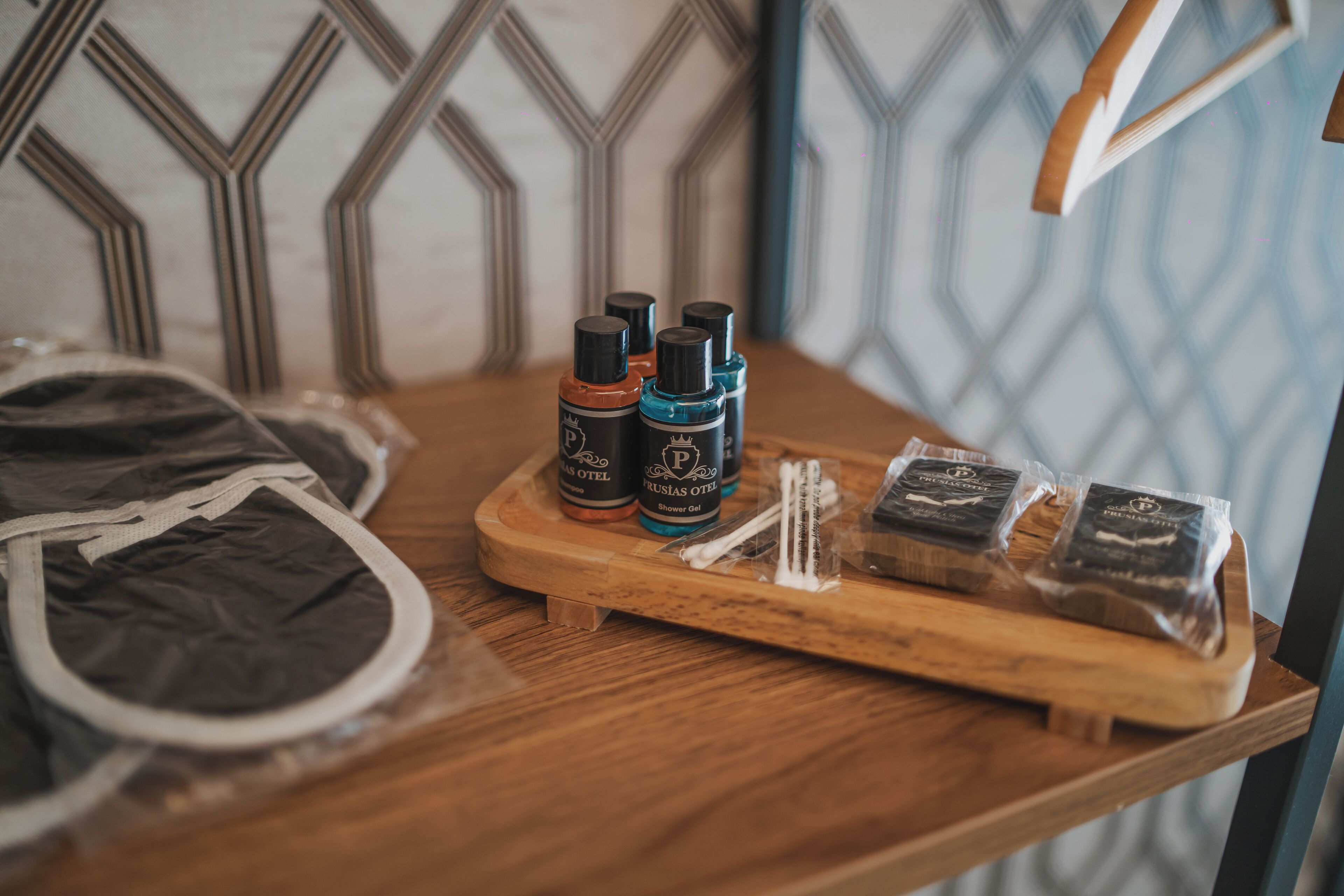 single room | minibar, in-room safe, blackout curtains, soundproofing