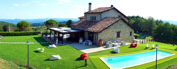 Exterior - Borgo Monte Cedrone (Monte Santa Maria Tiberina)