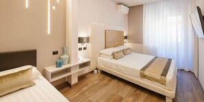 Minibar, coffres-forts dans les chambres, décoration personnalisée