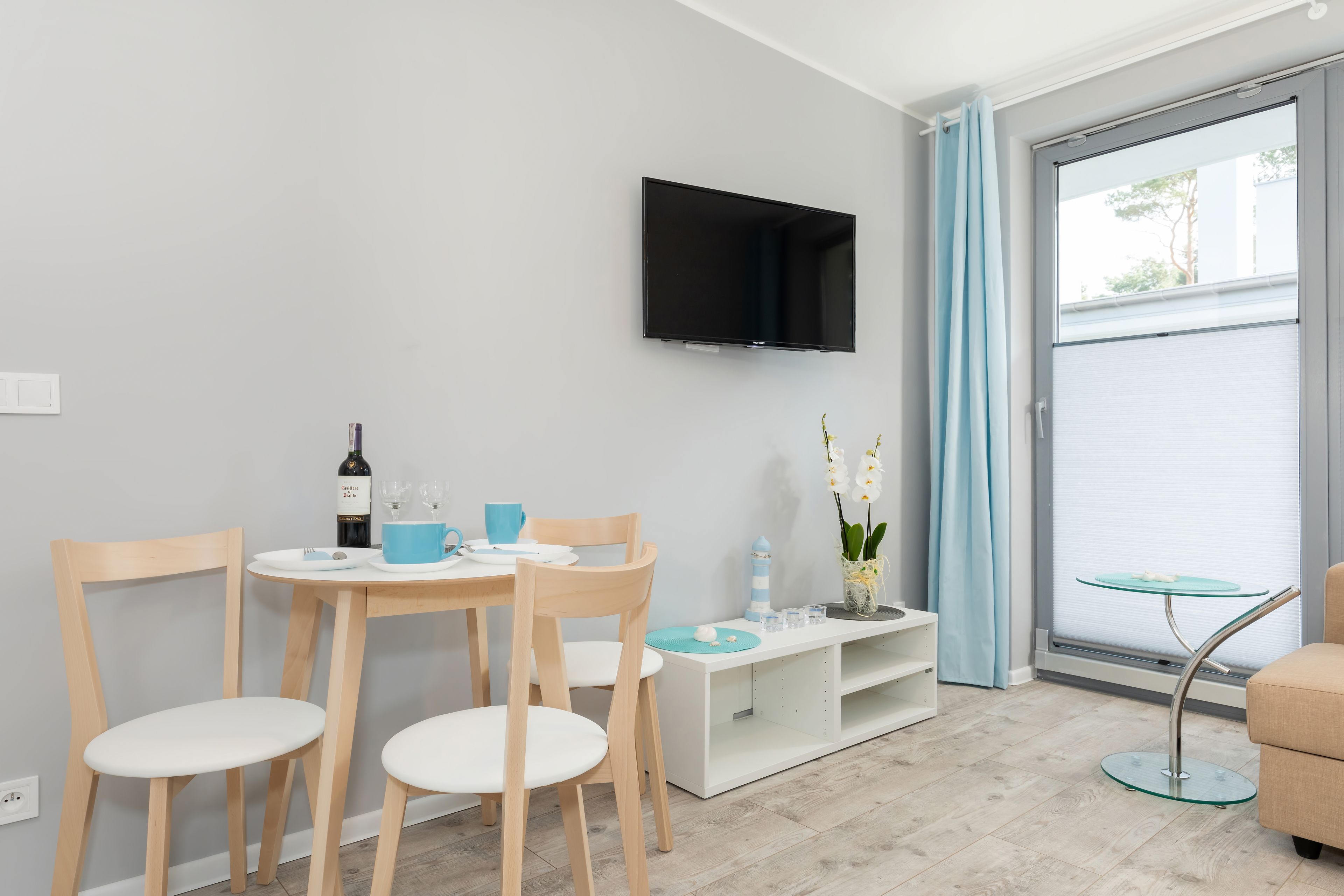 Lägenhet Deluxe - 1 queensize-säng med bäddsoffa - utsikt mot innergården | 1 sovrum och sängtillbehör av högsta kvalitet