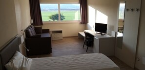 Bedden met traagschuimmatras, een minibar, gratis wifi