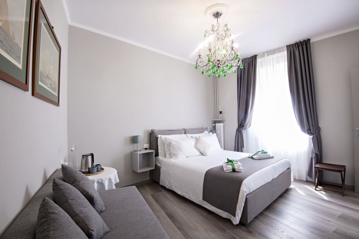 Double Room (Cesarea) | Egyptian cotton sheets, premium bedding, down comforters