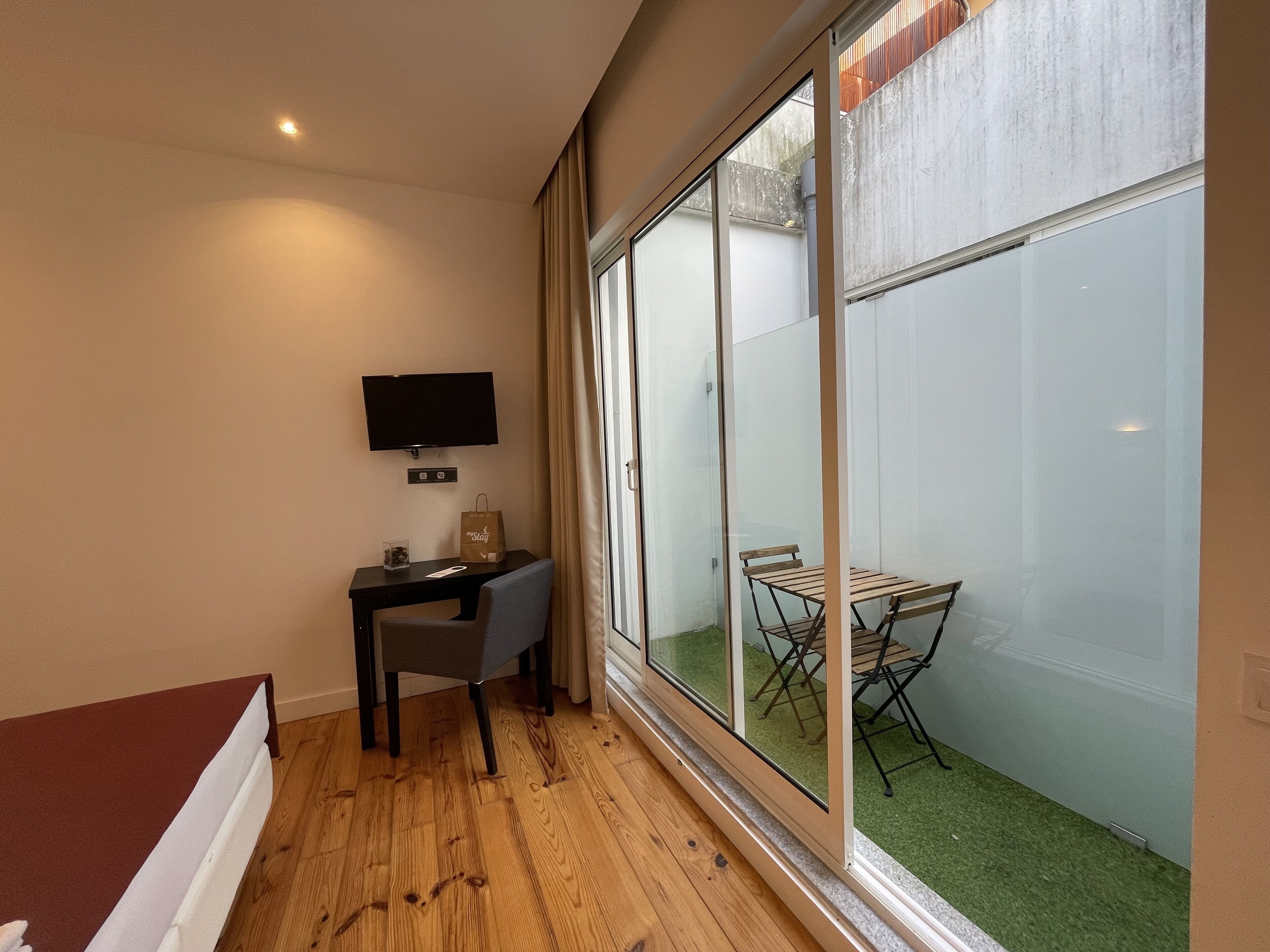 studio, terrace | terrace/patio