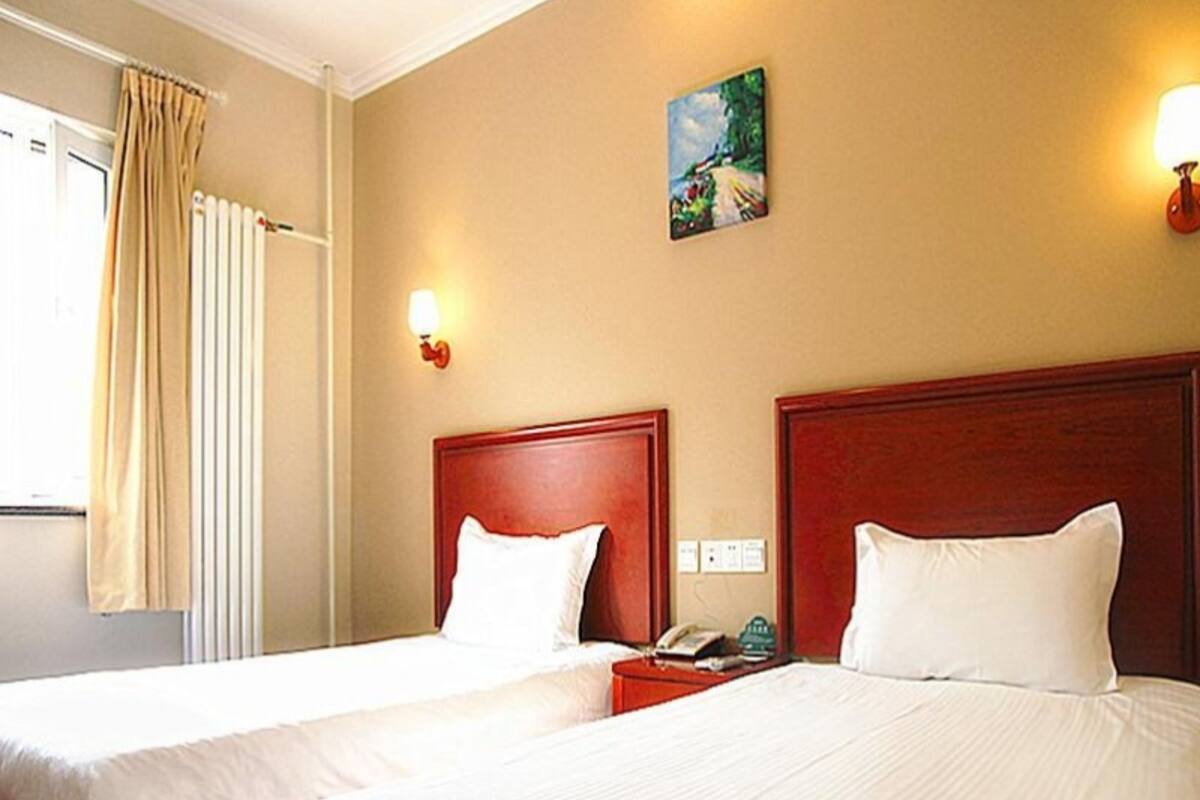 Twin Room | Free WiFi