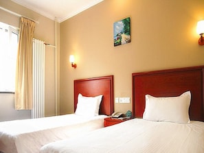 Twin Room | Free WiFi