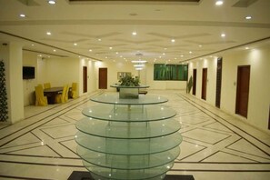 Interior - Grand Millennium Hotel (Lahore)