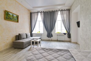 Family Apartment, Multiple Beds, City View | 2 bedrooms, premium bedding, individually decorated, blackout drapes