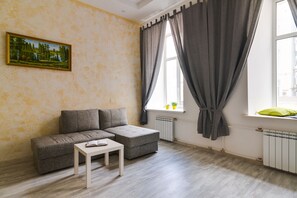 Family Apartment, Multiple Beds, City View | 2 bedrooms, premium bedding, individually decorated, blackout drapes