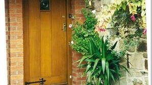Entrada al alojamiento