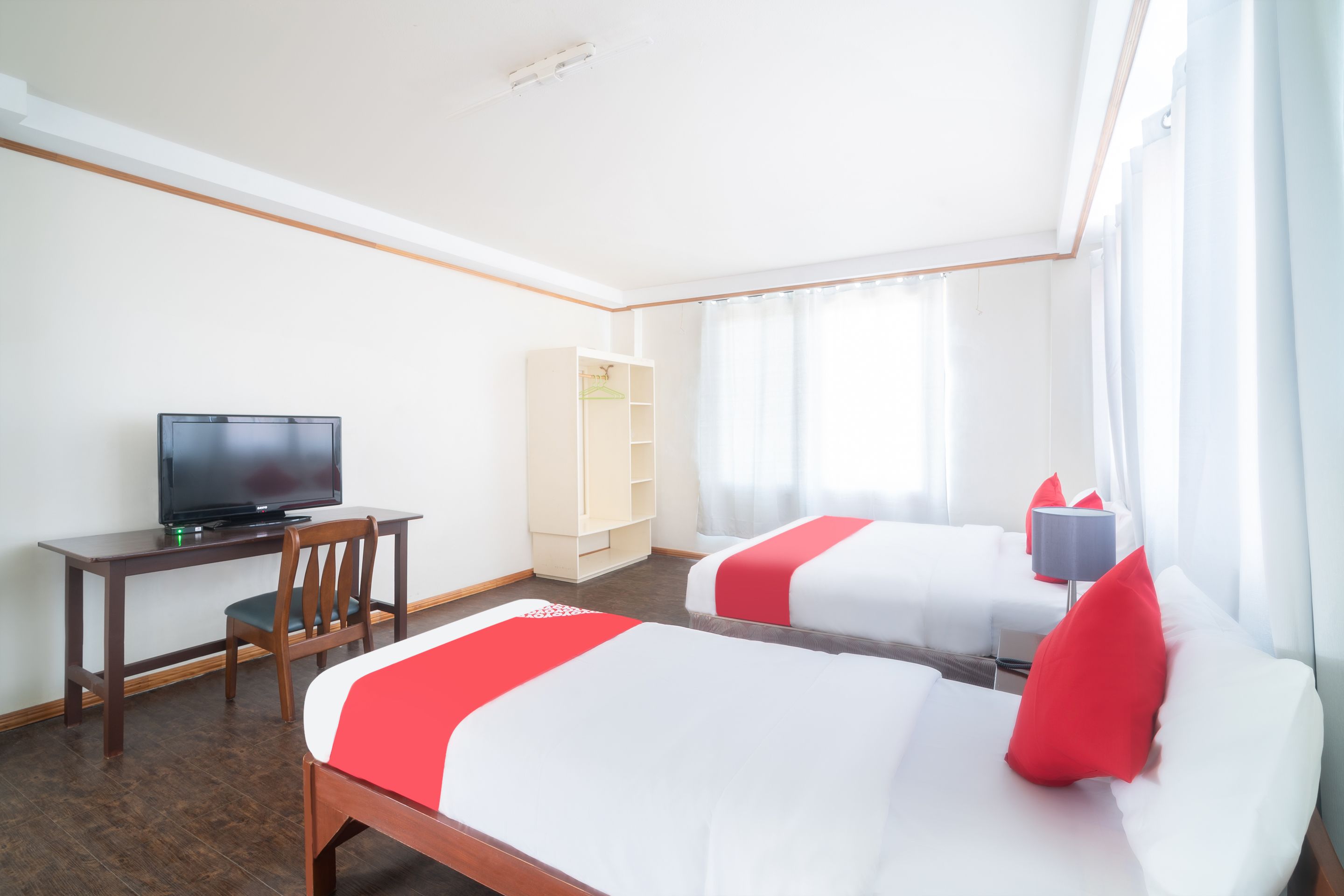 family suite | desk, free wifi, bed sheets