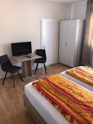 Rollaway beds, free WiFi - Hotel Restaurant Slavia (Betzdorf)