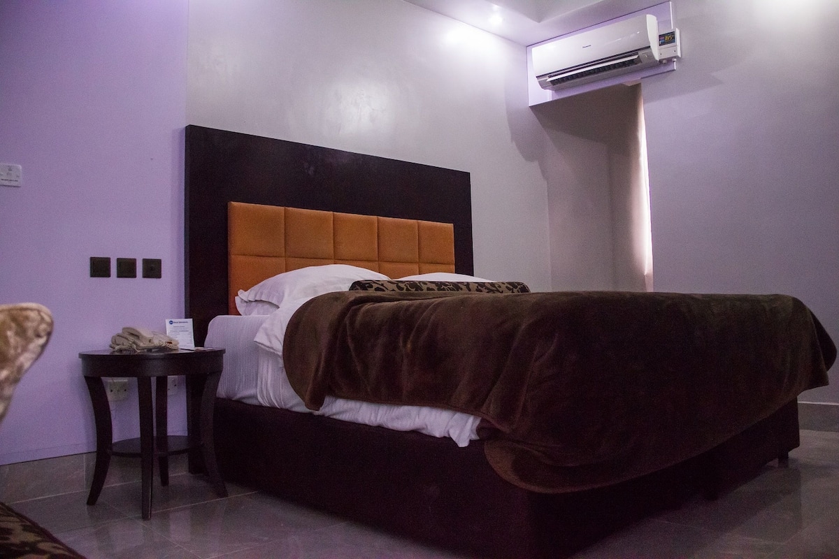 Superior Double Room | 7 bedrooms, in-room safe, desk, soundproofing