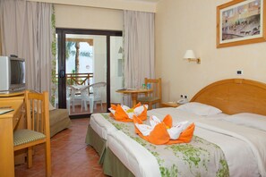 In-room safe, blackout drapes, bed sheets - Ghazala Gardens (Sharm El Sheikh)