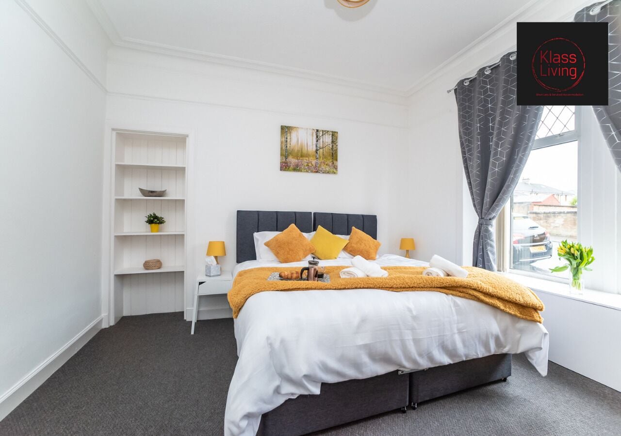 Traditional Apartment, 1 Bedroom, Courtyard View | Iron/ironing board, free WiFi, bed sheets