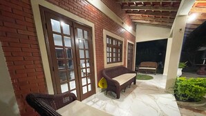 星評価なしの画像、4 / 64、ボタン