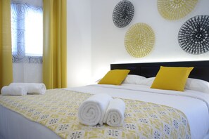 Deluxe Double Room, 1 Queen Bed (Yellow) | In-room safe, individually decorated, individually furnished