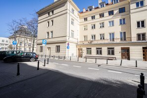 Front of property - Elegant Apartment Warsaw Promenade II (Warsaw)