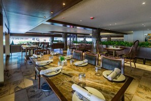 Dining - Hotel Sai Palace, Mangalore (Mangaluru)
